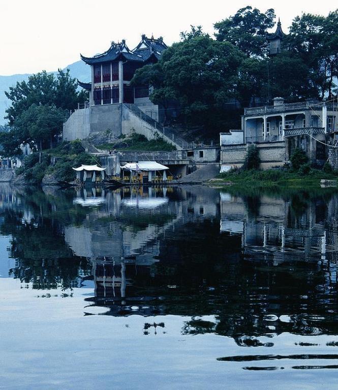 Ningbo Xikou International Youth Hostel Exteriör bild